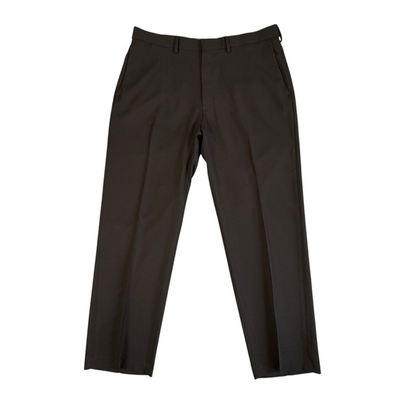 Haggar Classic Fit Men's Black Dress Pants. Creased Flat Front. 36x30 #1543 - Picture 4 of 10